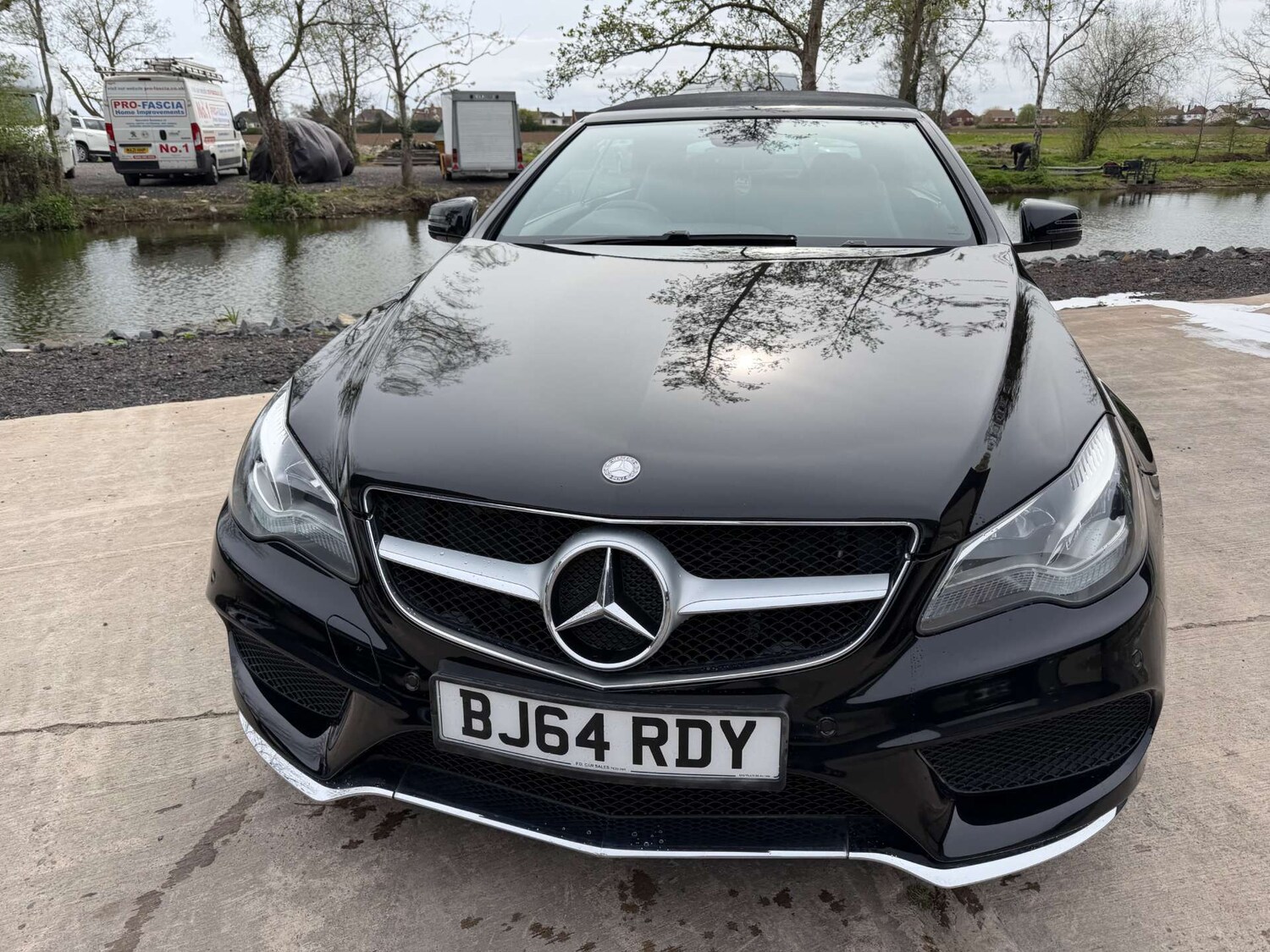 Used Mercedes-Benz E Class 2014 for sale - 76669798: Photo 33