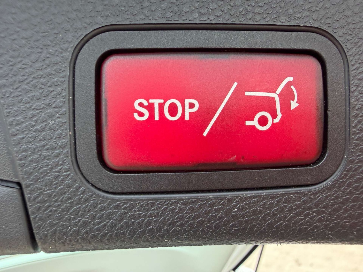 Used Mercedes-Benz C Class 2017 for sale - 77818731: Photo 10