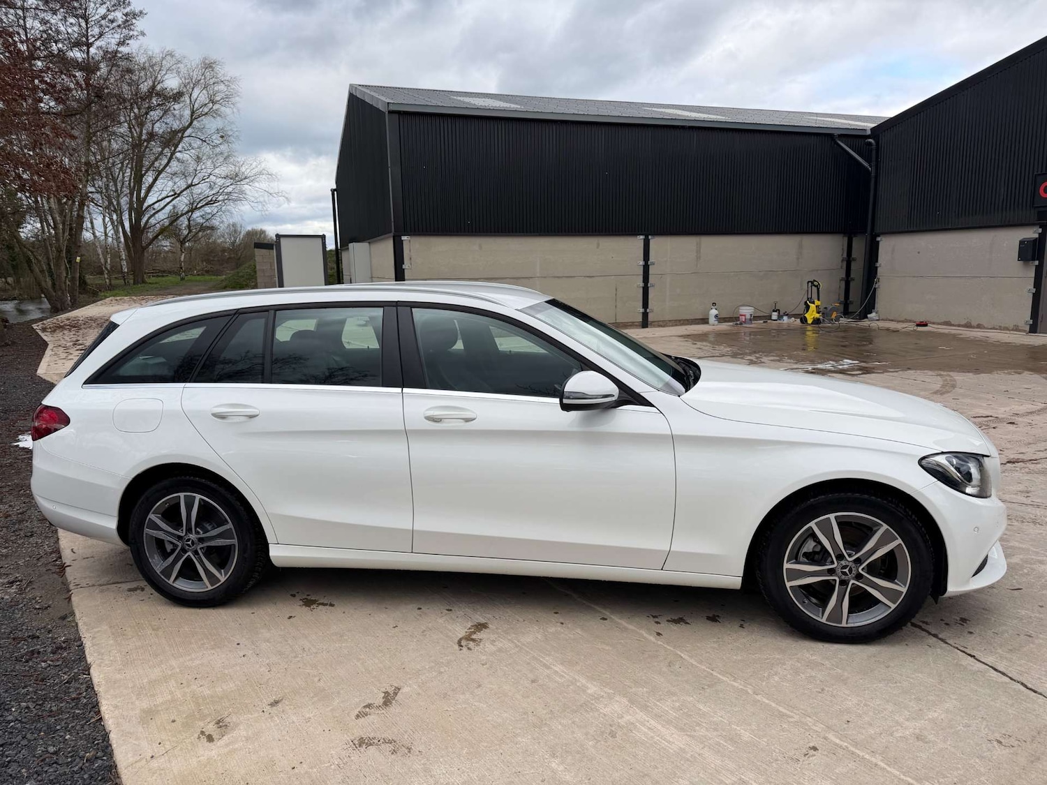 Used Mercedes-Benz C Class 2017 for sale - 77818731: Photo 6