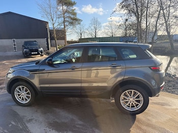 Used Land Rover Range Rover Evoque 2016 for sale - 76971067: Photo