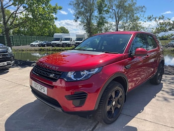 Used Land Rover Discovery Sport 2017 for sale - 78423740: Photo