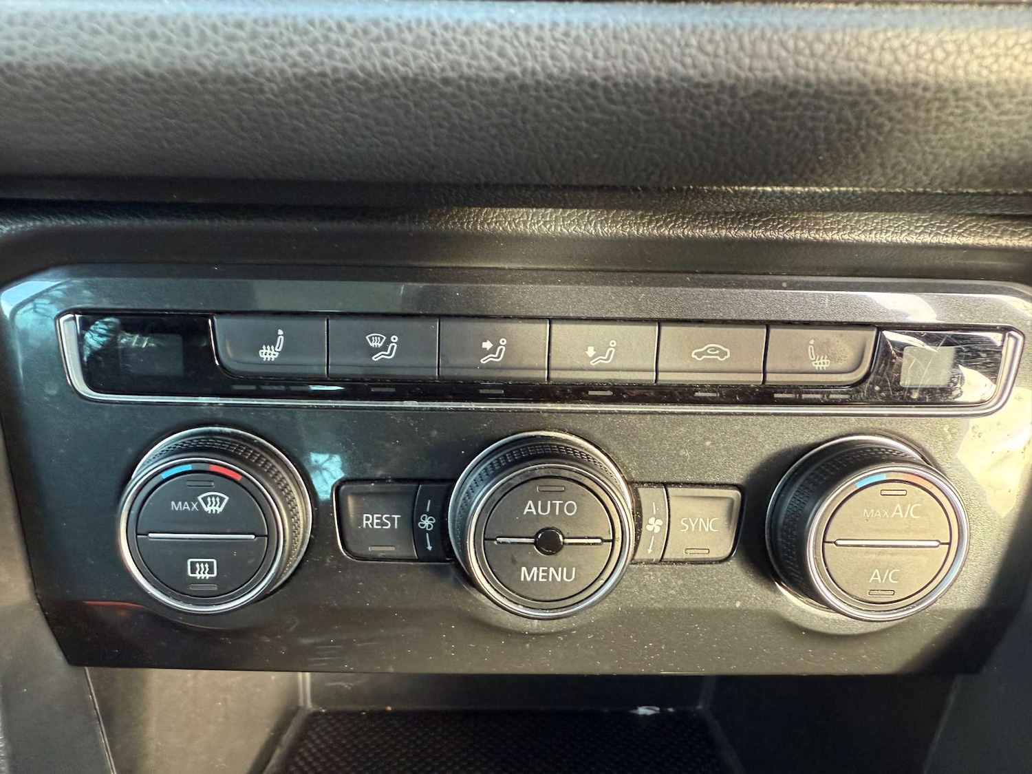 Used Volkswagen Tiguan 2017 for sale - 76971071: Photo 7