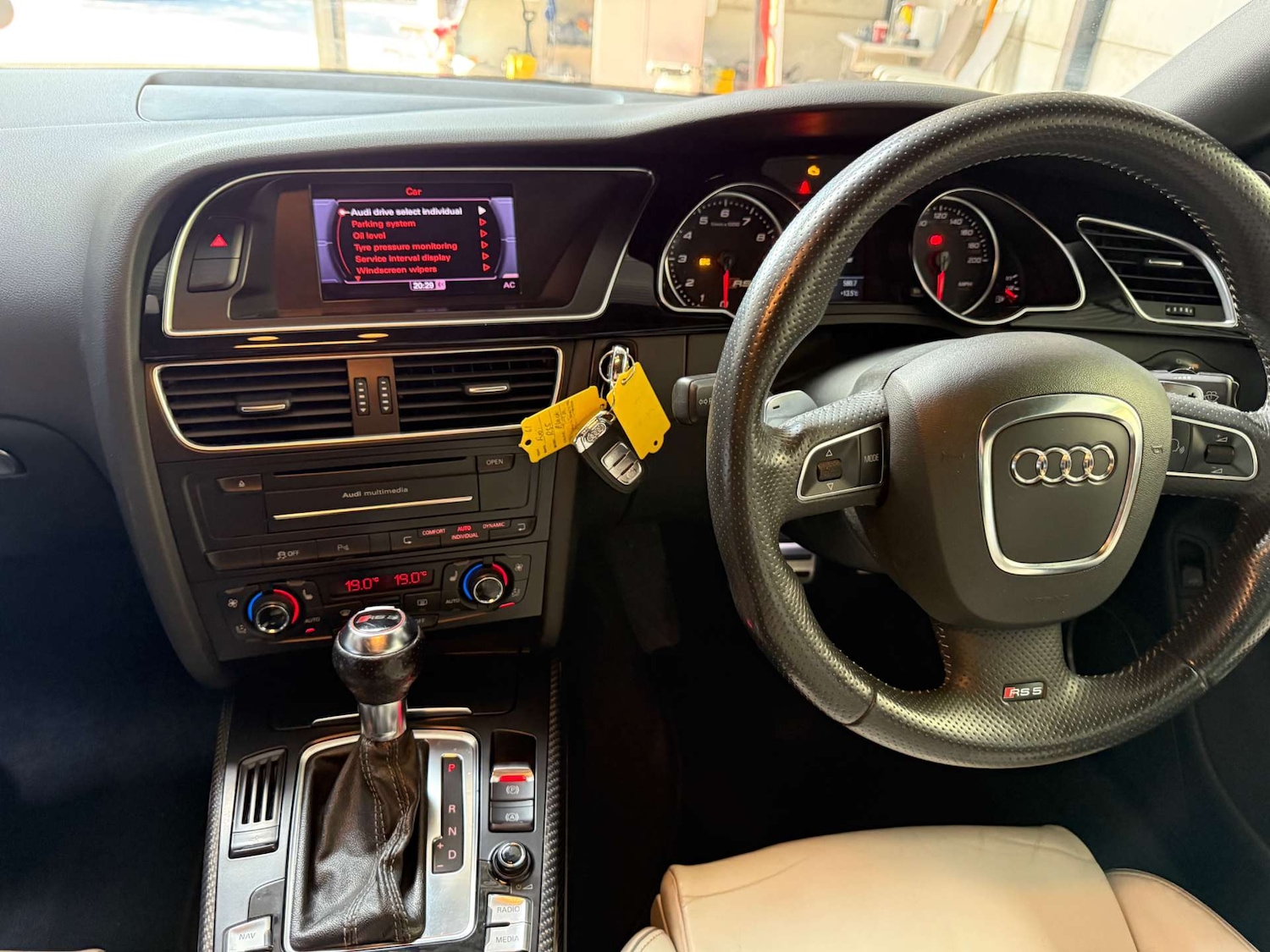 Vehicle 21