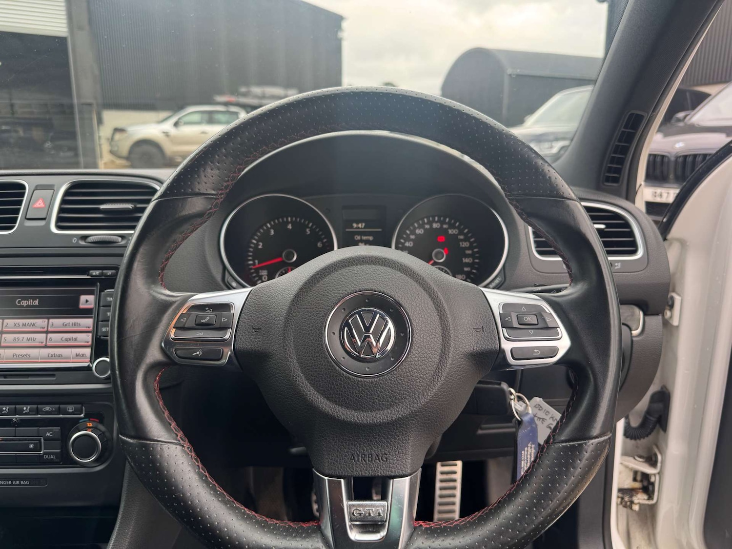 Used Volkswagen Golf 2010 for sale - 77562682: Photo 11