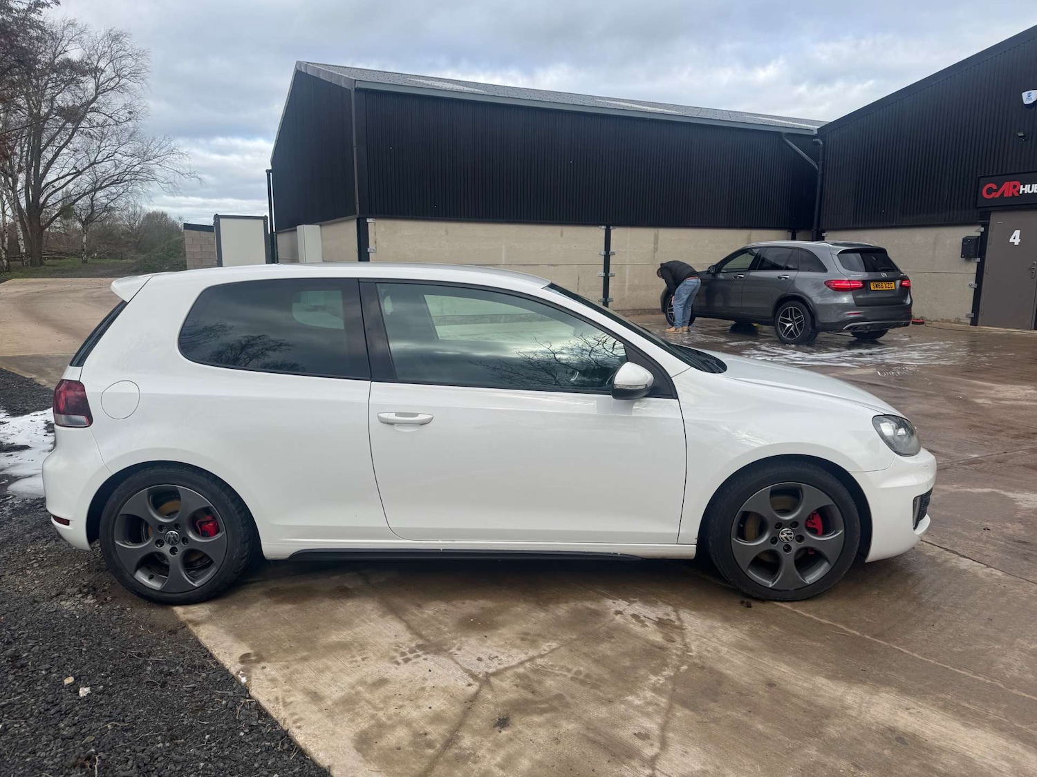 Used Volkswagen Golf 2010 for sale - 77562682: Photo 4