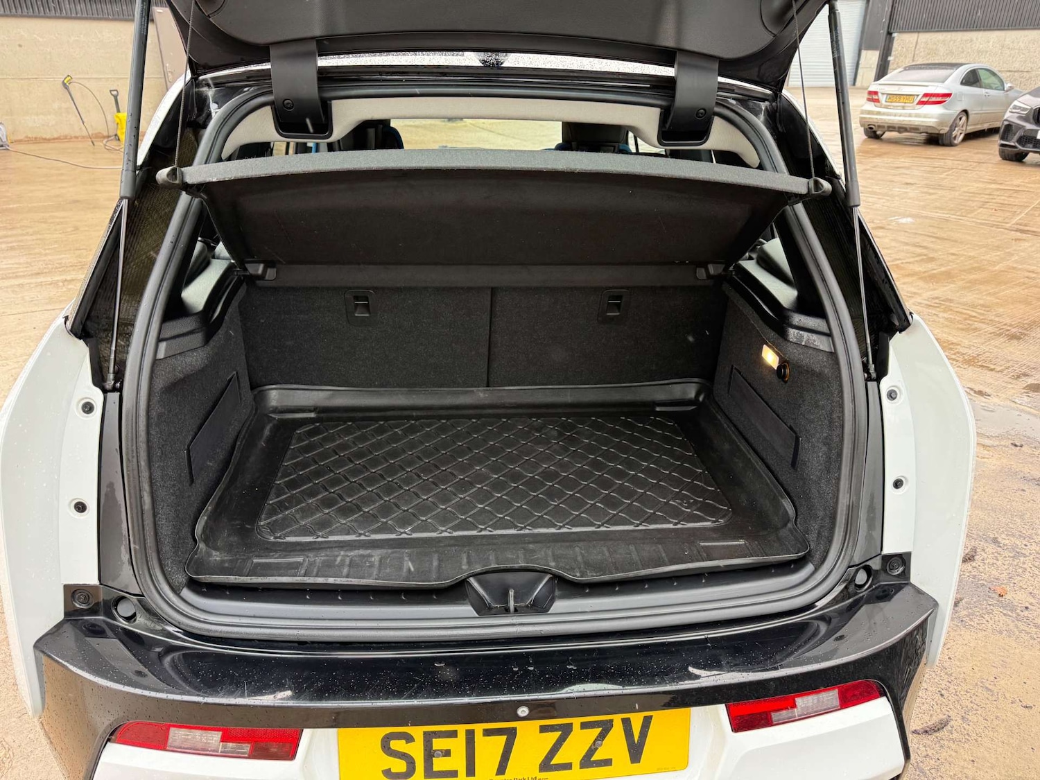 Used BMW i3 2017 for sale - 77409787: Photo 9