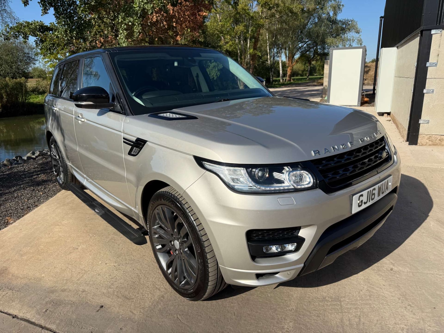 Used Land Rover Range Rover Sport 2016 for sale - 76600967: Photo 8