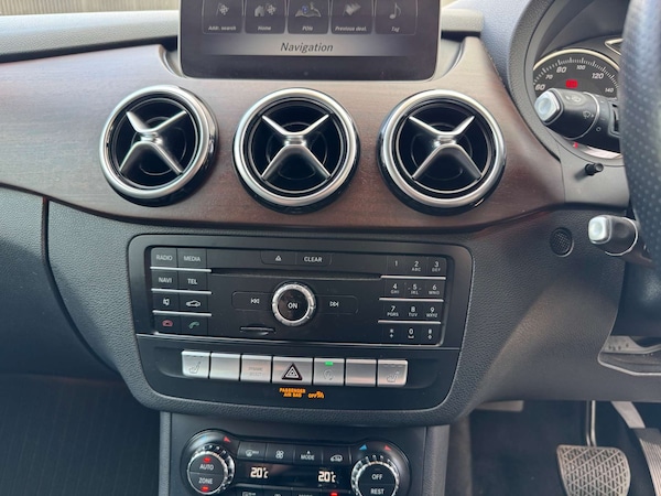 Used Mercedes-Benz B Class 2018 for sale - 76278482: Photo 18