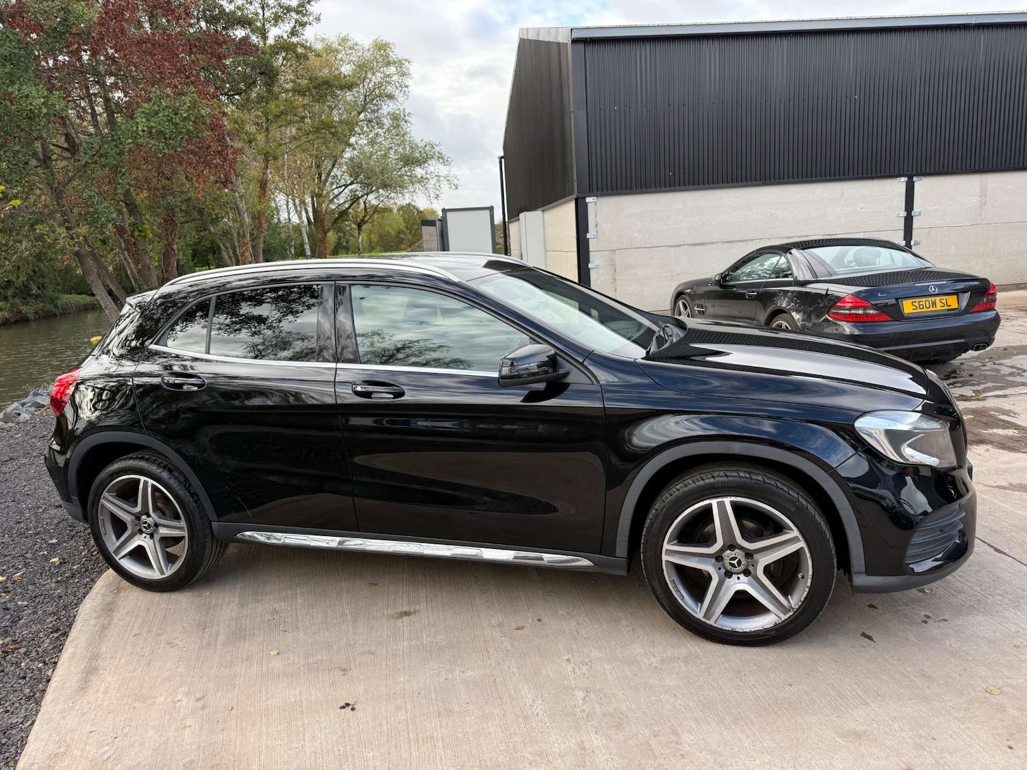 Used Mercedes-Benz GLA 2018 for sale - 76385769: Photo 2