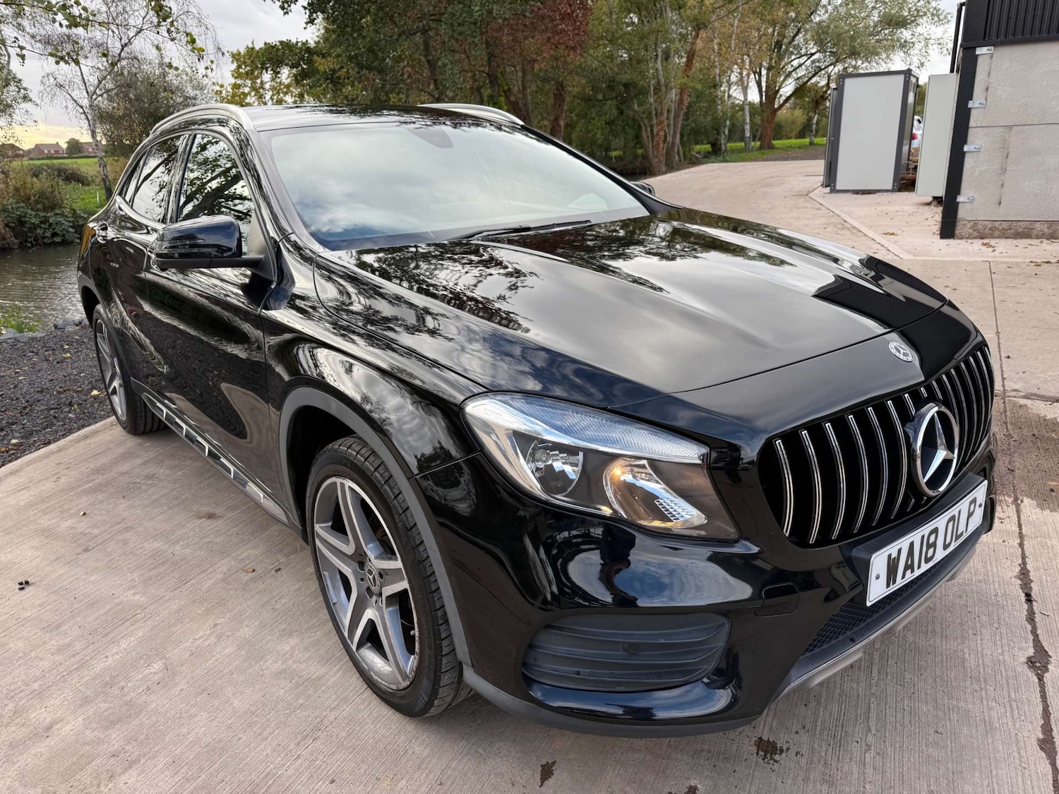 Used Mercedes-Benz GLA 2018 for sale - 76385769: Photo 3