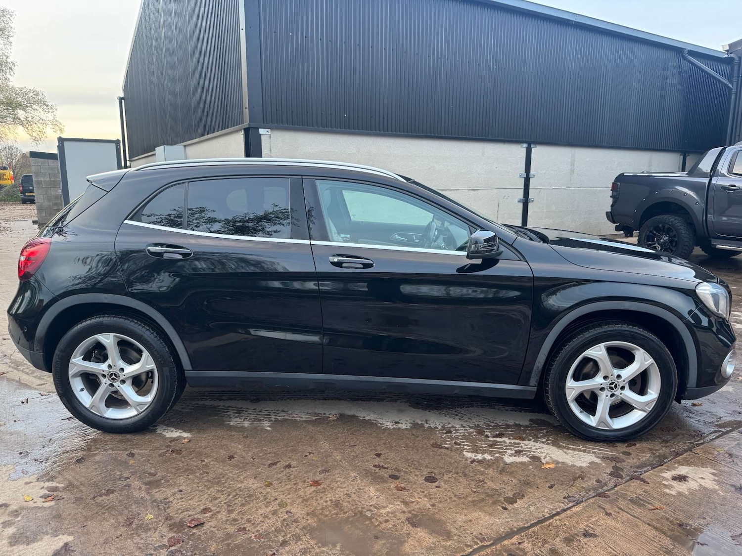 Used Mercedes-Benz GLA 2017 for sale - 76577482: Photo 4