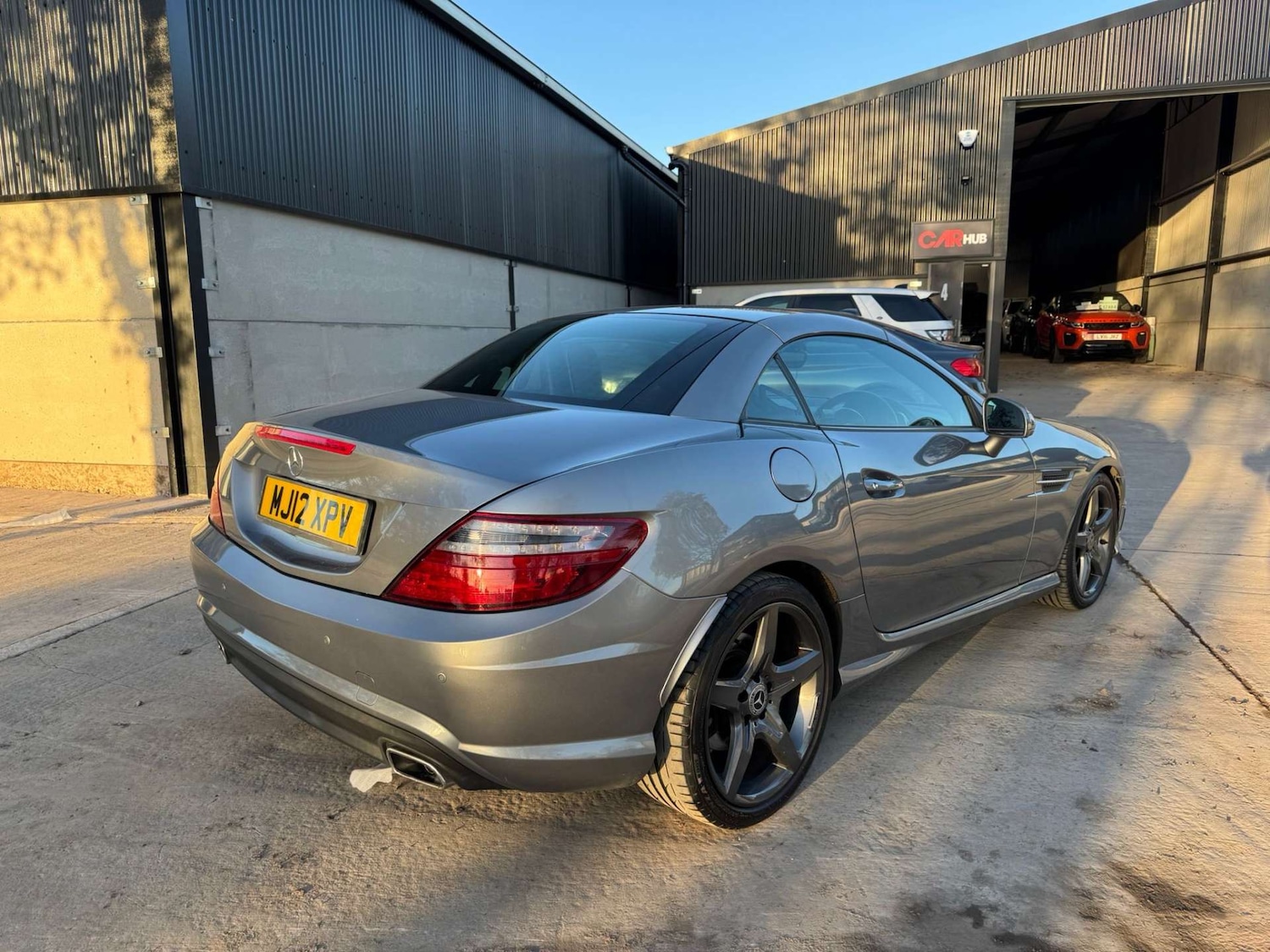 Used Mercedes-Benz SLK 2012 for sale - 76692895: Photo 10