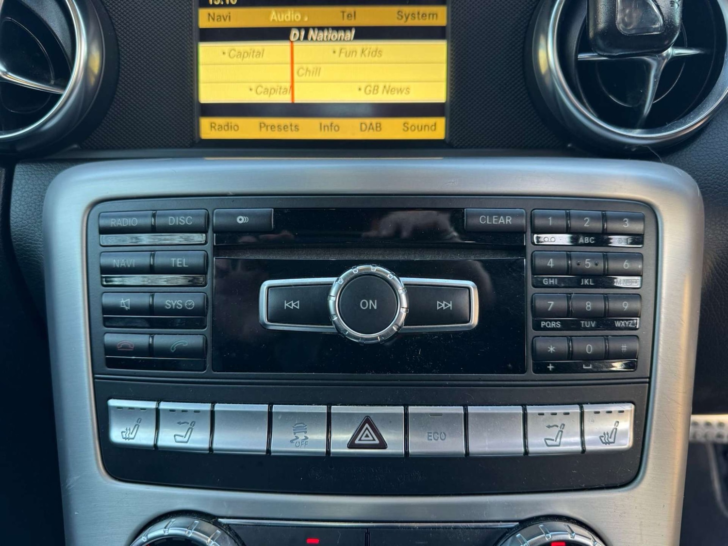 Used Mercedes-Benz SLK 2012 for sale - 76692895: Photo 12