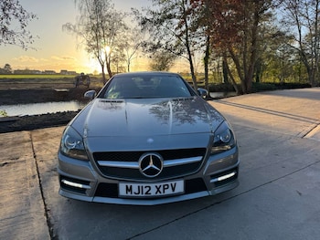 Used Mercedes-Benz SLK 2012 for sale - 76692895: Photo