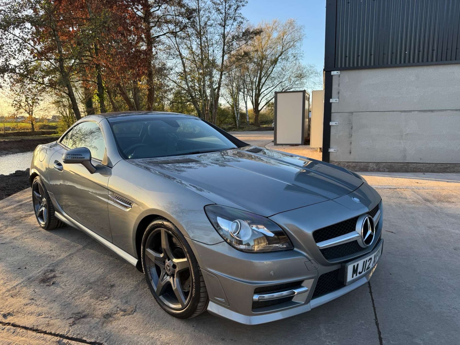 Used Mercedes-Benz SLK 2012 for sale - 76692895: Photo 5