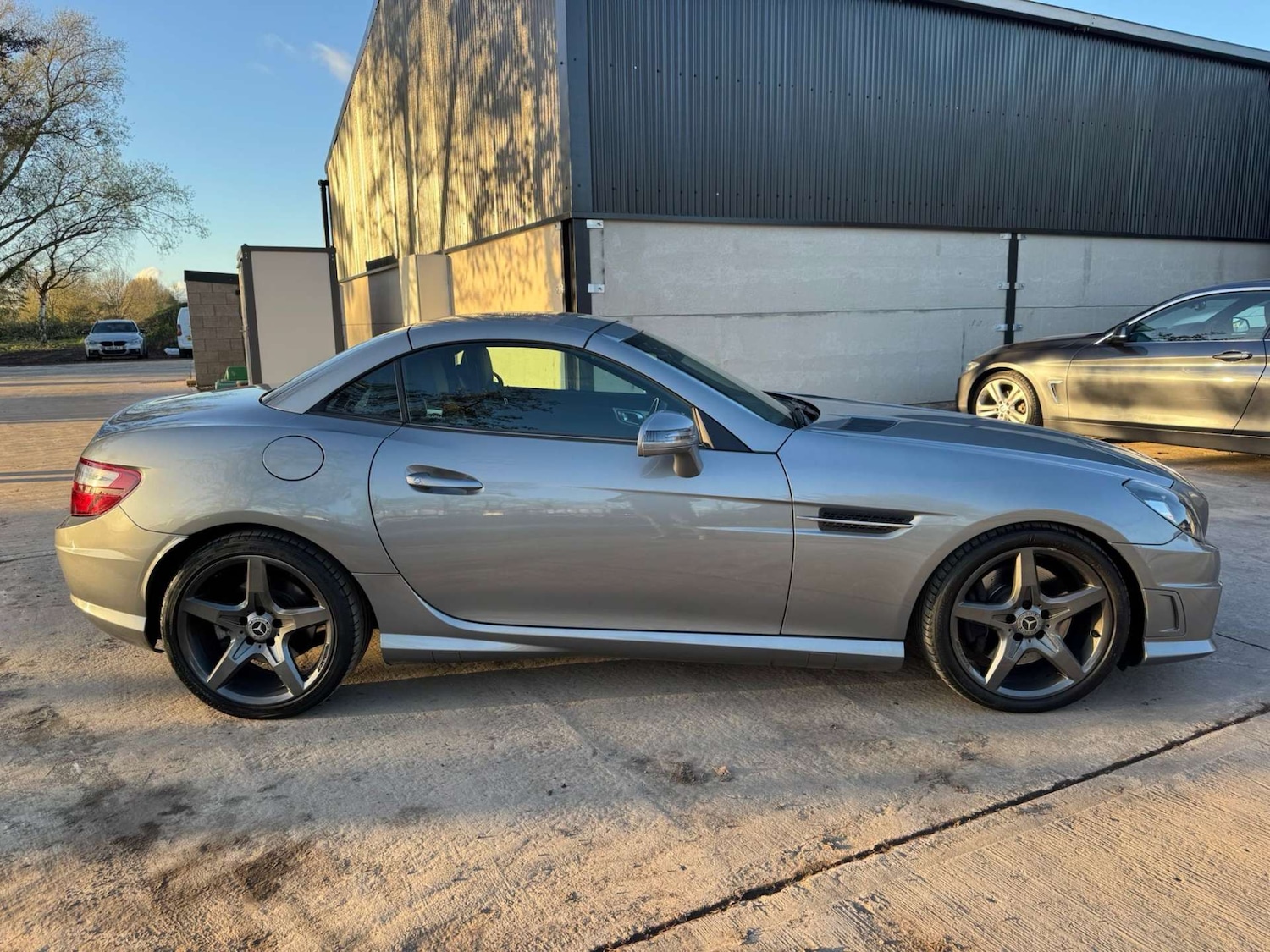 Used Mercedes-Benz SLK 2012 for sale - 76692895: Photo 7