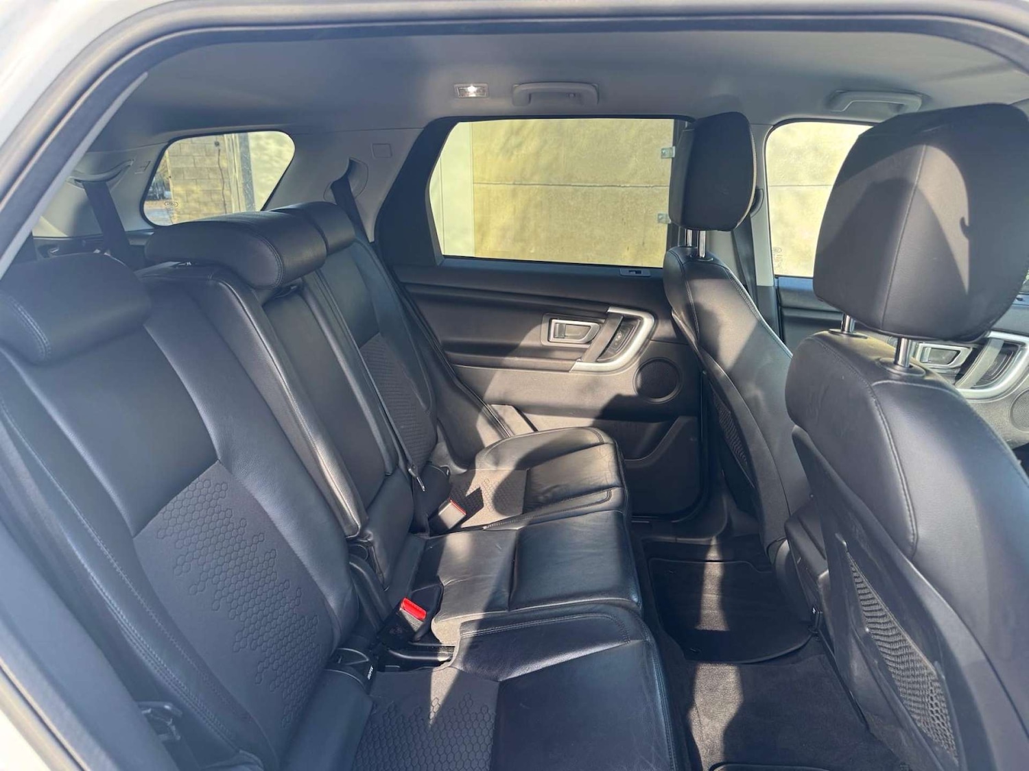 Used Land Rover Discovery Sport 2016 for sale - 76495845: Photo 18