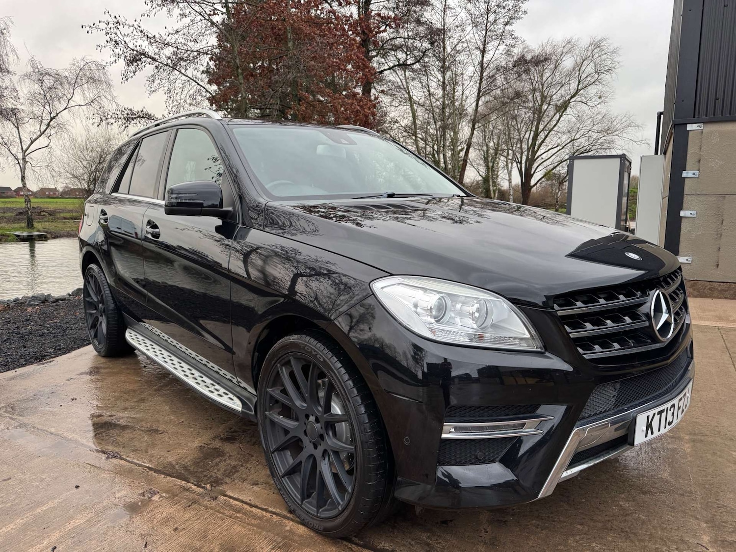 Used Mercedes-Benz M Class 2013 for sale - 76533548: Photo 3