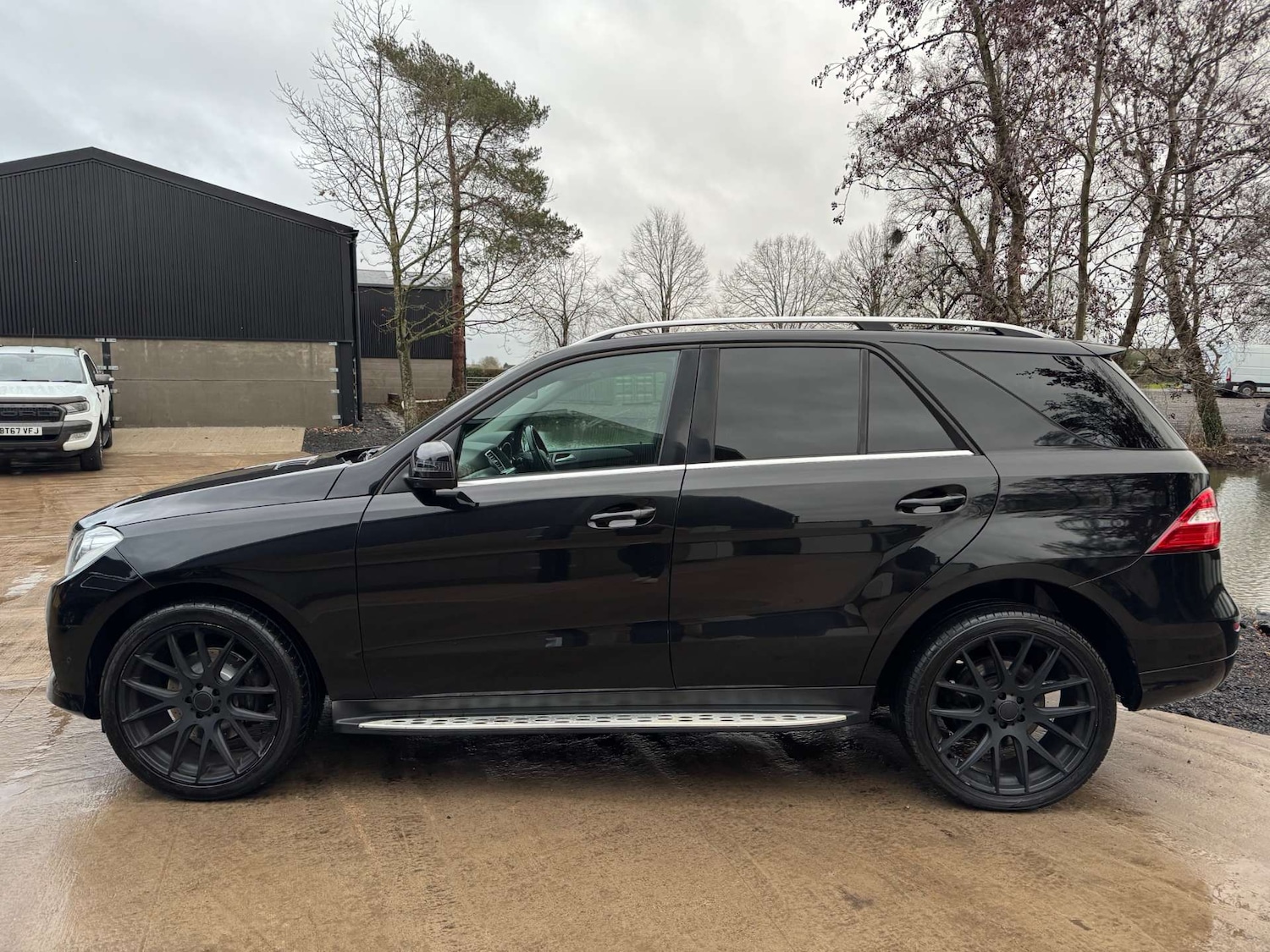 Used Mercedes-Benz M Class 2013 for sale - 76533548: Photo 8