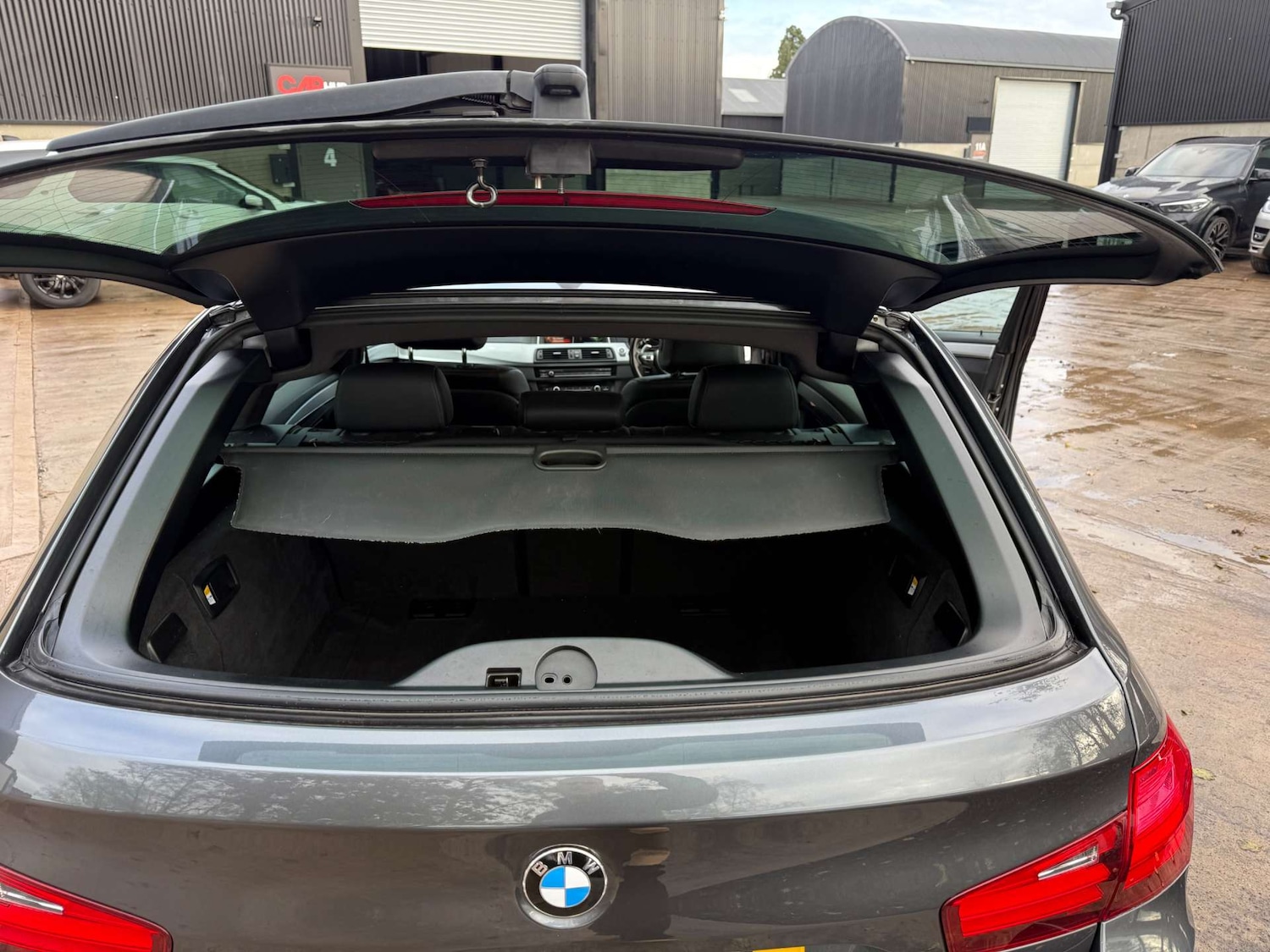 Used BMW 5 Series 2016 for sale - 76669802: Photo 3