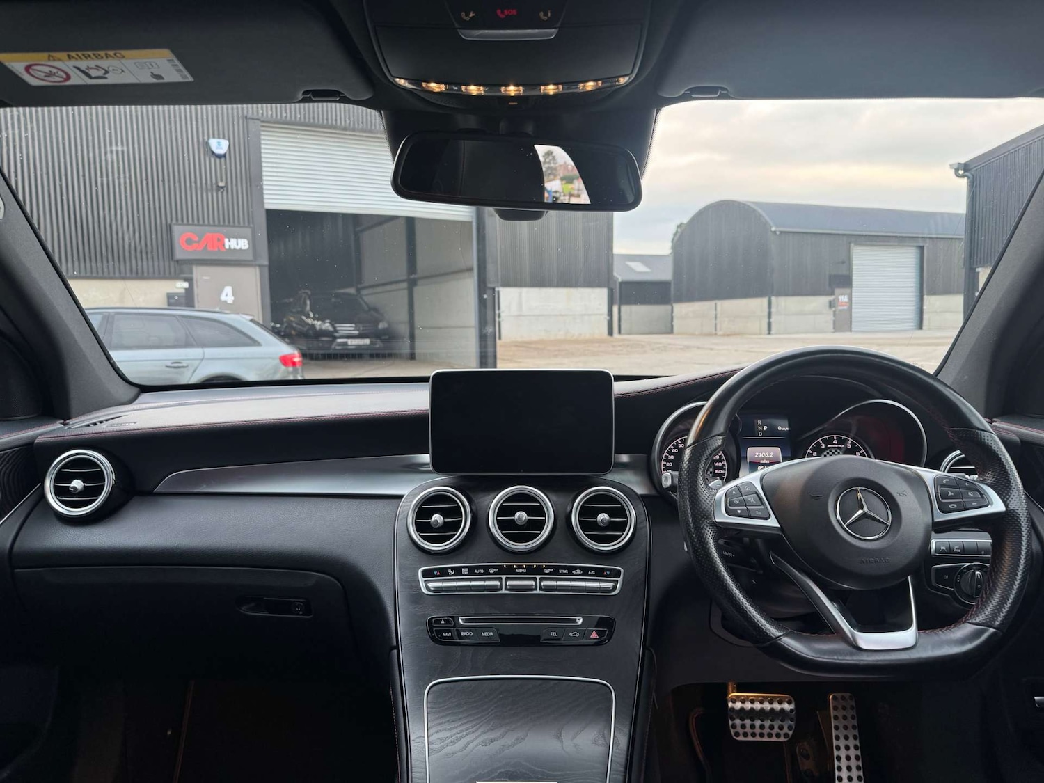 Used Mercedes-Benz GLC 2017 for sale - 77378405: Photo 11