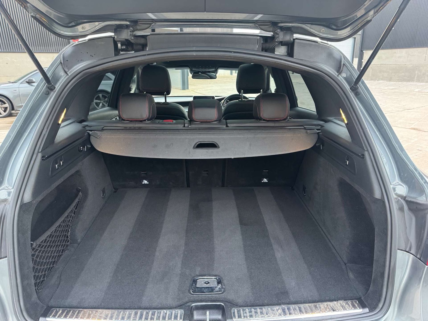 Used Mercedes-Benz GLC 2017 for sale - 77378405: Photo 24