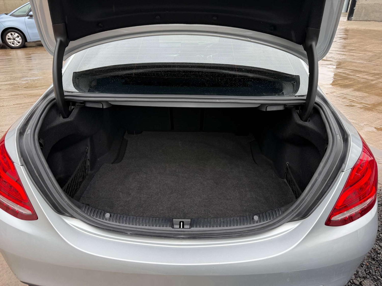 Used Mercedes-Benz C Class 2018 for sale - 77470020: Photo 8