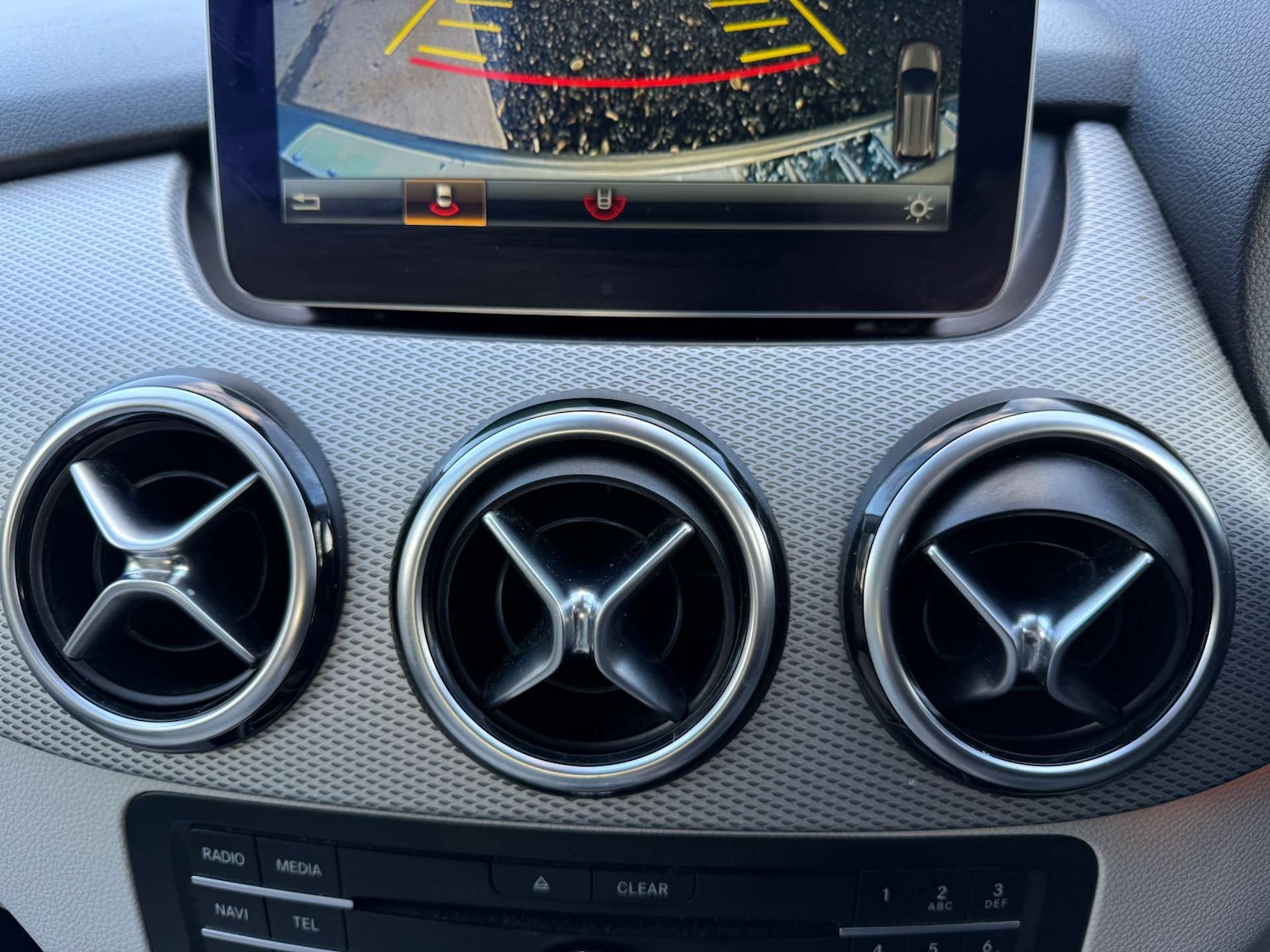 Used Mercedes-Benz B Class 2017 for sale - 76601827: Photo 17