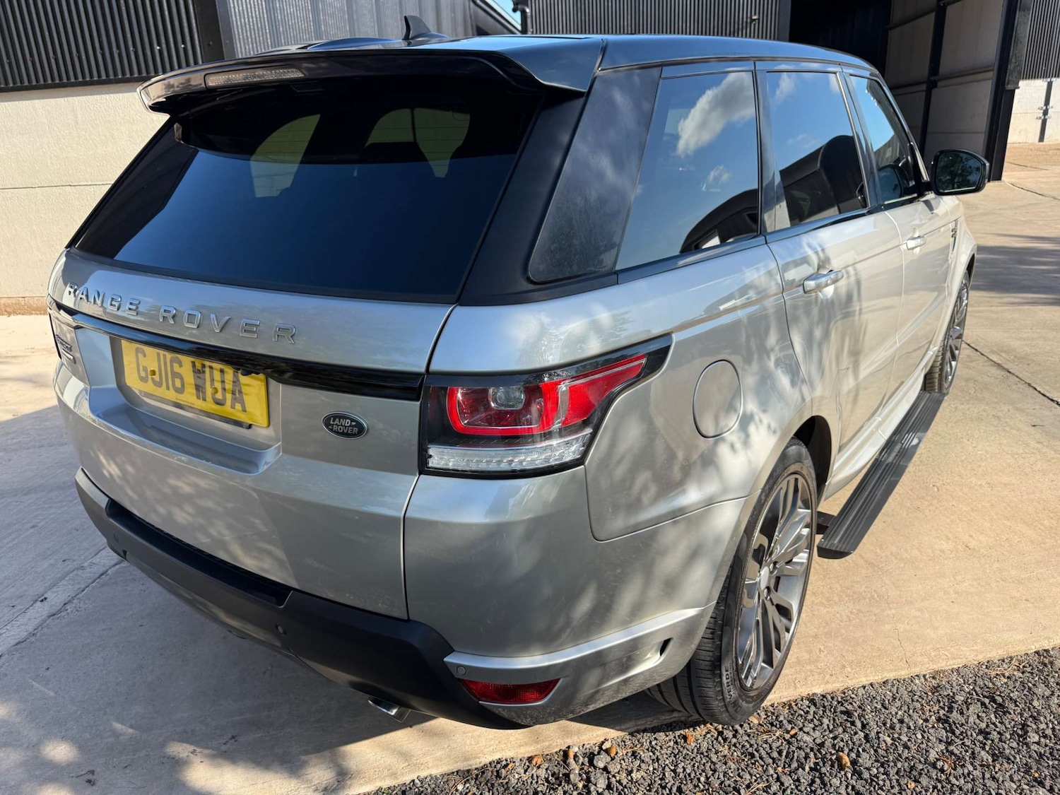 Used Land Rover Range Rover Sport 2016 for sale - 76171673: Photo 10