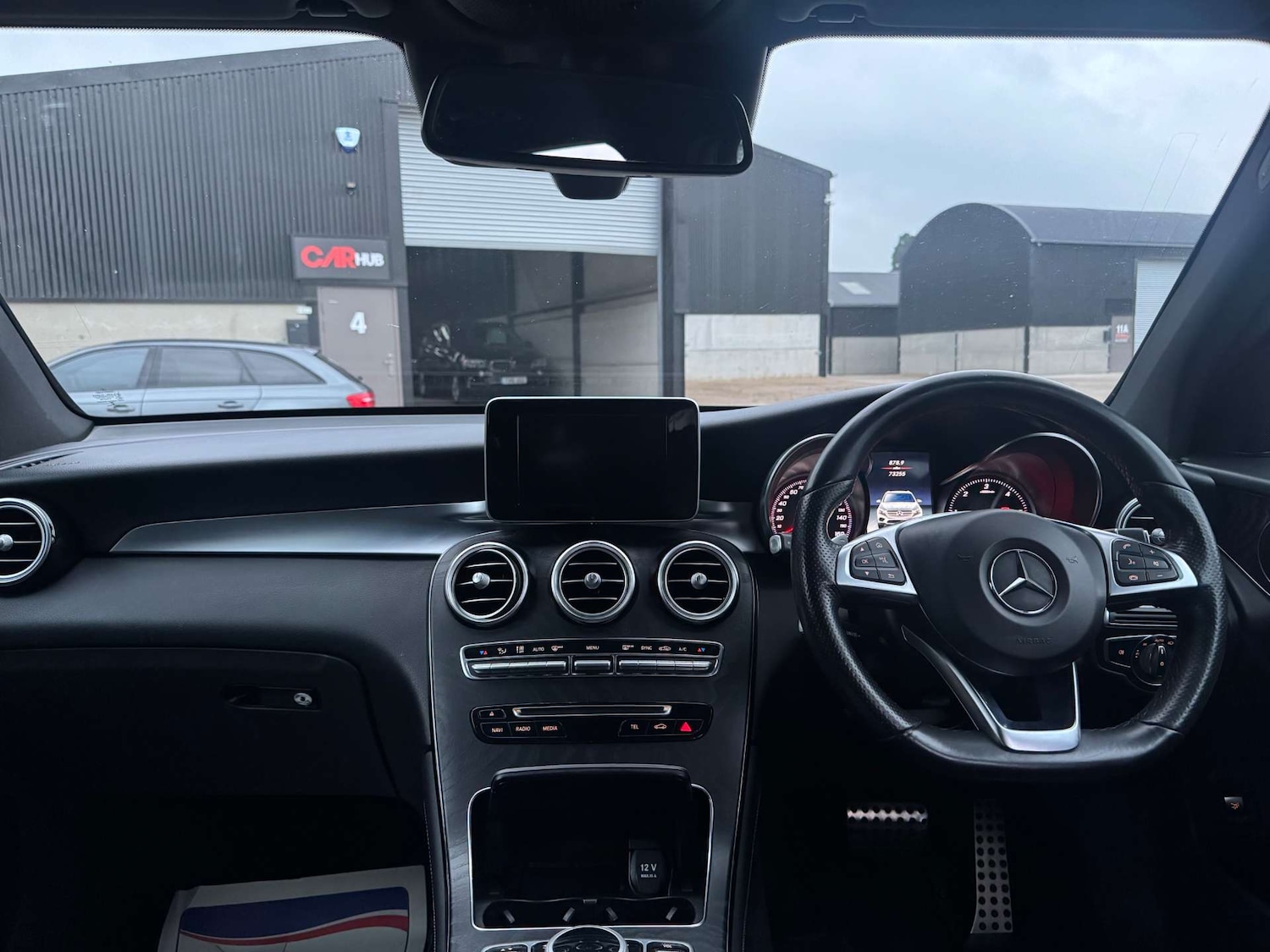 Used Mercedes-Benz GLC 2018 for sale - 77409792: Photo 11