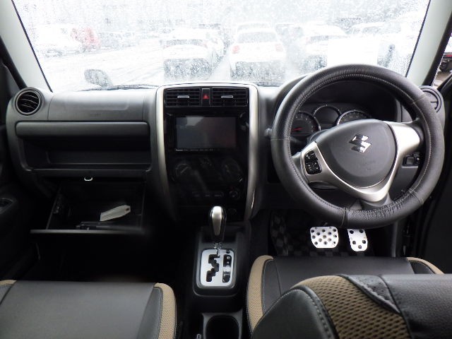 Used Suzuki Jimny 2015 for sale - 76076033: Photo 14