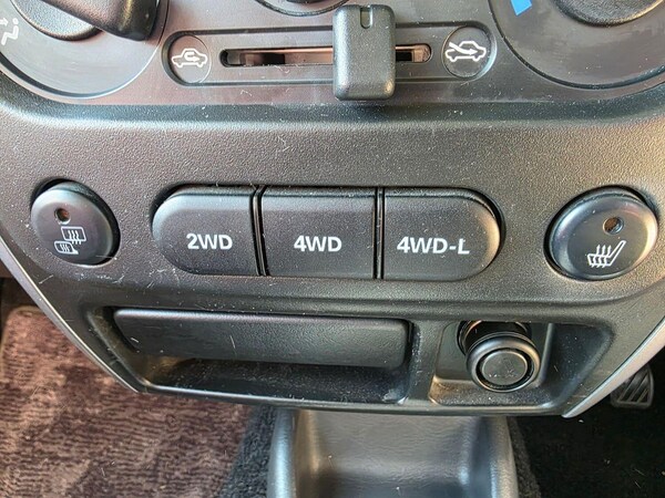 Used Suzuki Jimny 2015 for sale - 74999697: Photo 33
