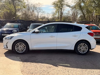 Used Ford Focus 2020 for sale - 78112190: Photo