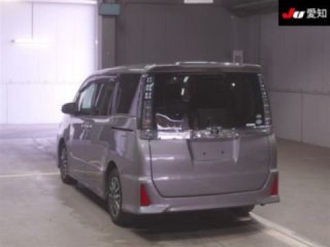 Used Toyota Voxy 2025 for sale - 77213428: Photo 17