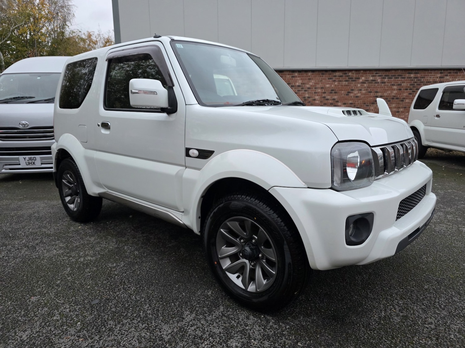 Used Suzuki Jimny 2015 for sale - 76471129: Photo 1
