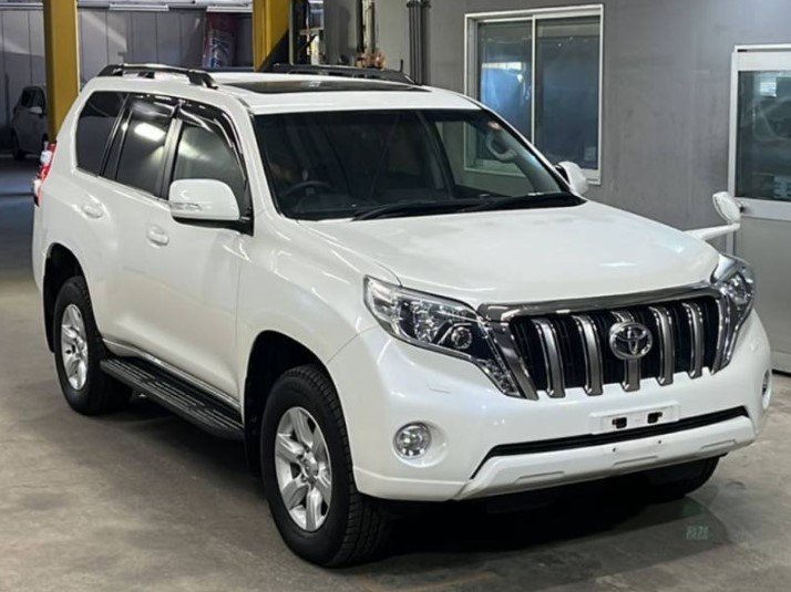 Used Toyota Land Cruiser 2016 for sale - 77465011: Photo 18