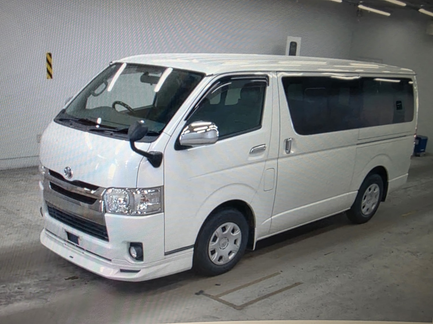 Used Toyota HiAce 2010 for sale - 77237139: Photo 17
