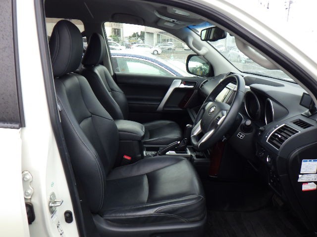 Used Toyota Land Cruiser for sale - 77687676: Photo 10