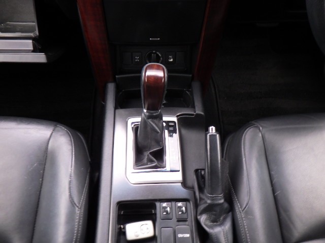 Used Toyota Land Cruiser for sale - 77687676: Photo 4