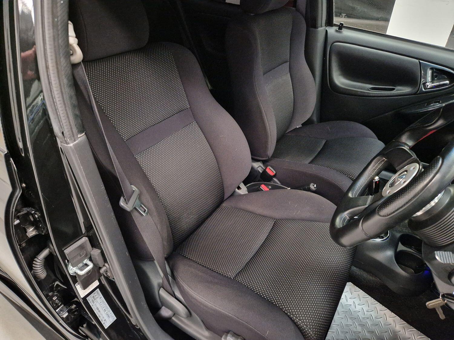 Used Toyota Vitz 2004 for sale - 76794271: Photo 26