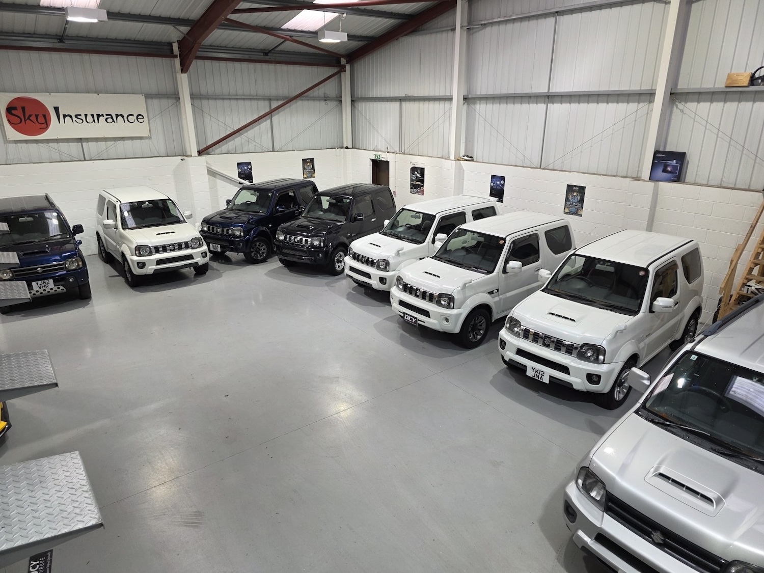 Used Suzuki Jimny 2025 for sale - 76769369: Photo 2