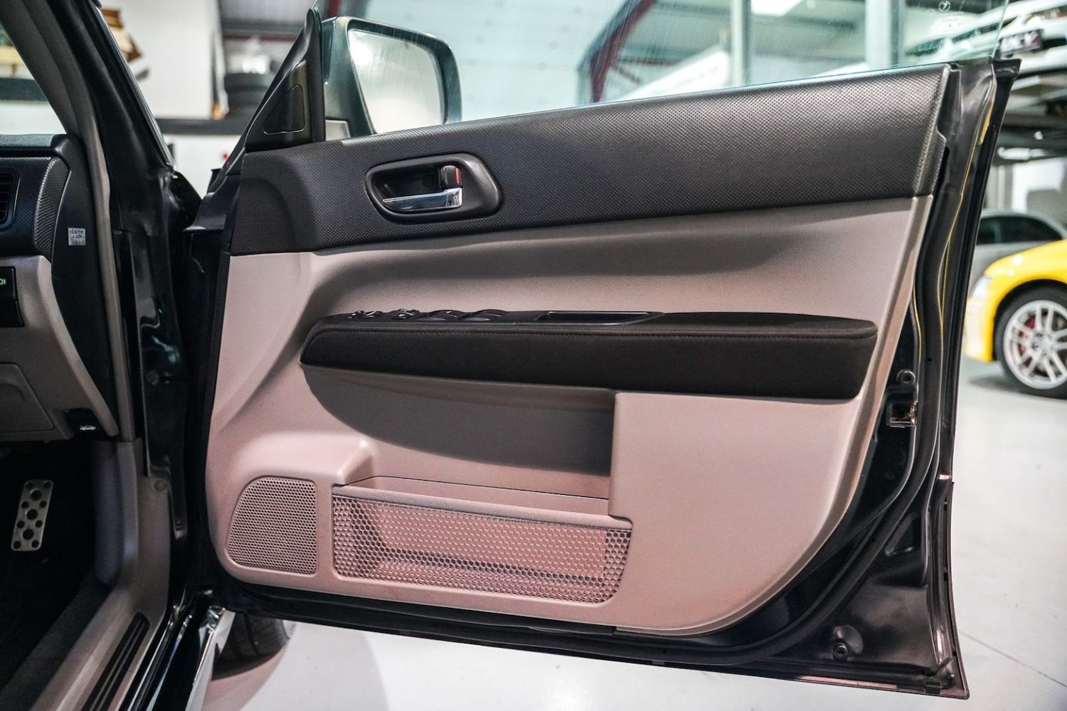 Used Subaru Forester 2005 for sale - 77323645: Photo 16