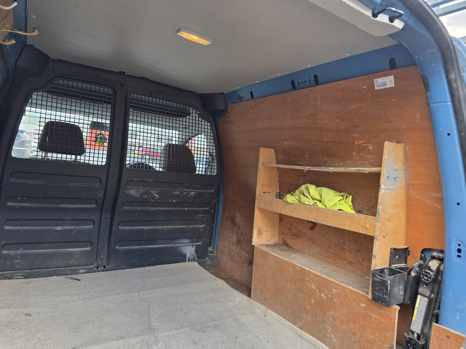 Used Volkswagen Caddy 2013 for sale - 76482930: Photo 6