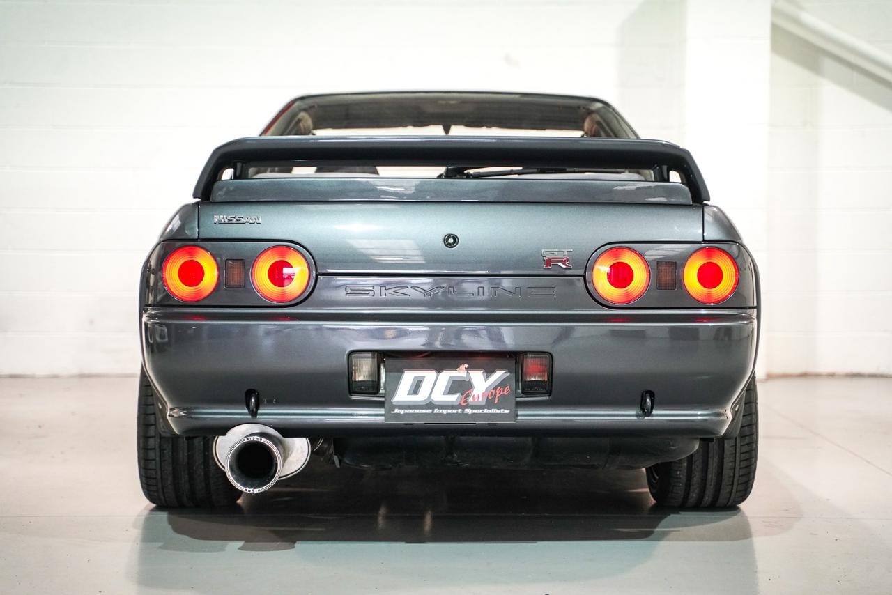 Used Nissan Skyline 1993 for sale - 76358115: Photo 5