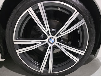 Used BMW 3 Series 2019 for sale - 76817496: Photo