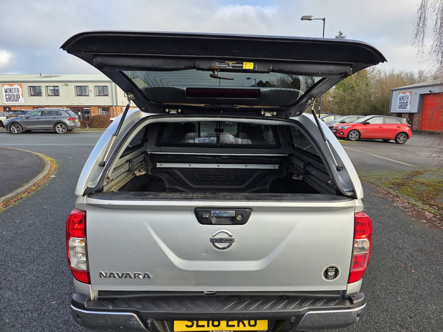 Used Nissan Navara 2018 for sale - 77220541: Photo 10