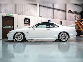 Used Nissan Skyline 1995 for sale - 75925118: Photo
