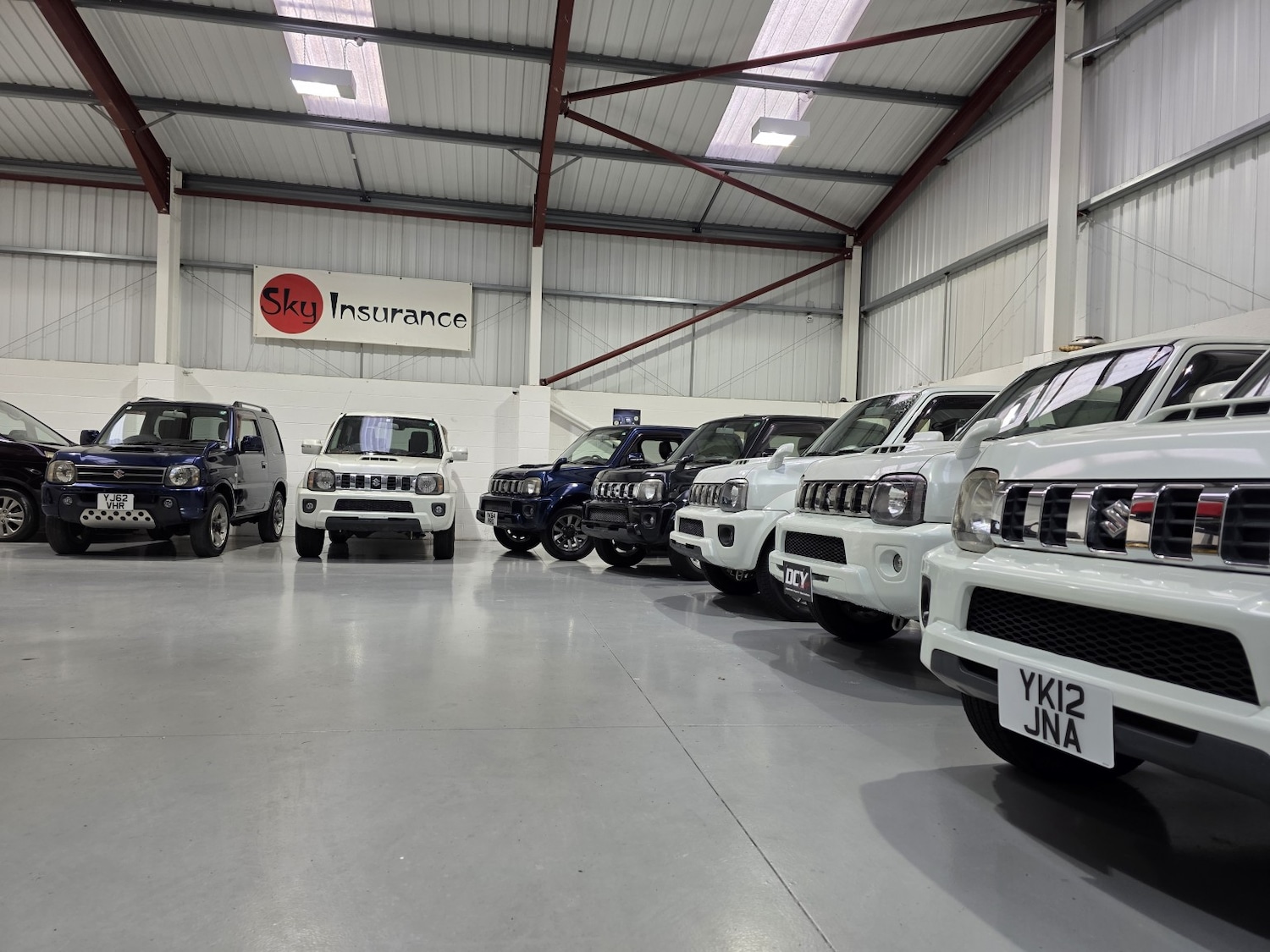 Used Suzuki Jimny 2014 for sale - 76605842: Photo 21