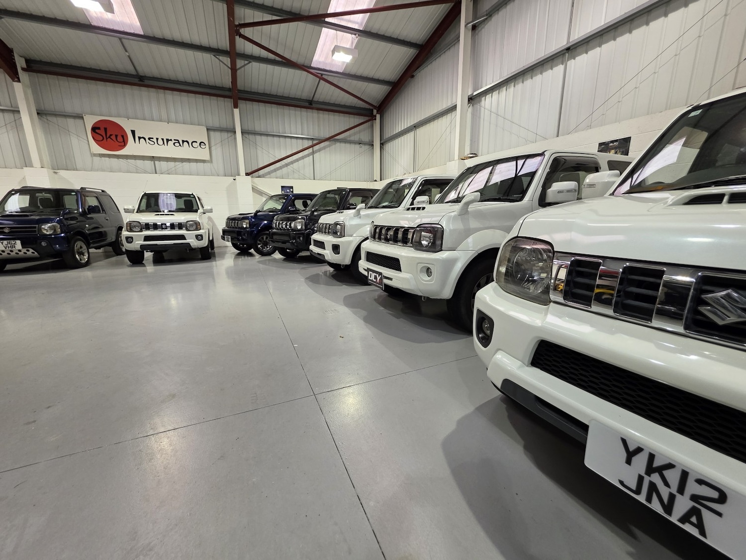 Used Suzuki Jimny 2014 for sale - 76605842: Photo 3