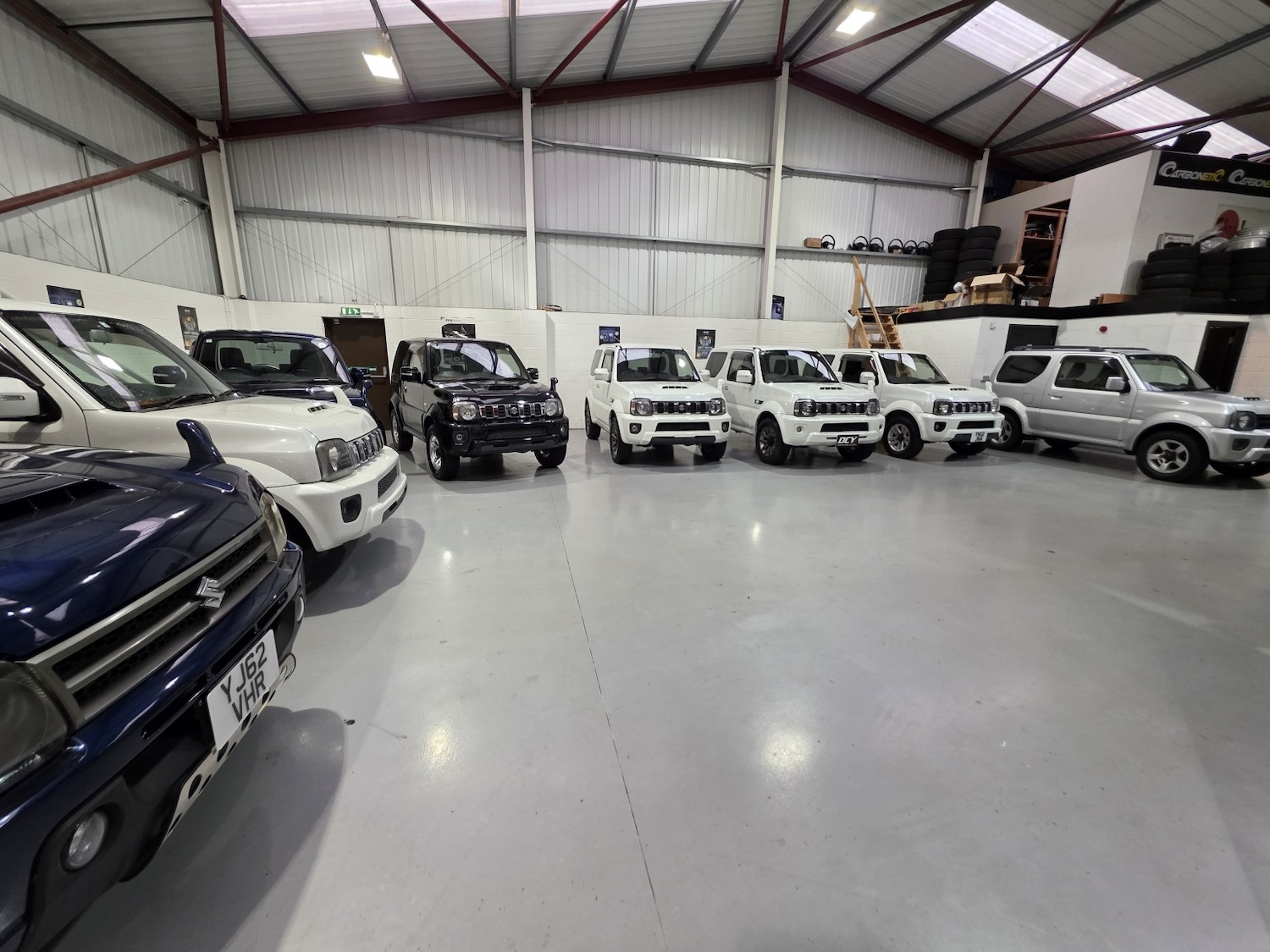 Used Suzuki Jimny 2014 for sale - 76605842: Photo 9